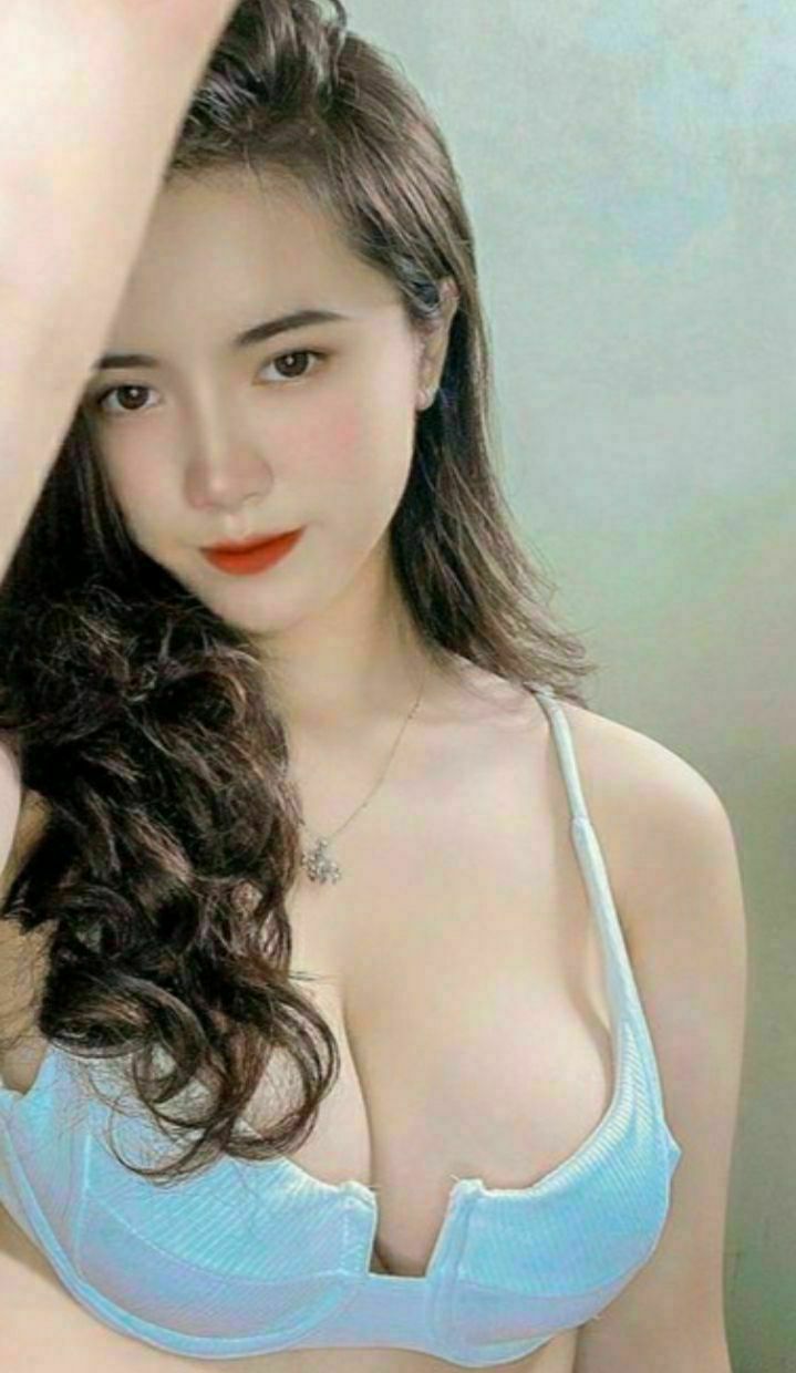 Ngày 12 tháng 7 năm 2023_Em bé dễ thương